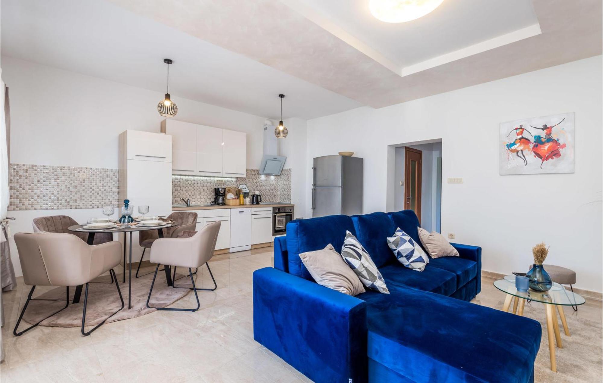 2 Bedroom Amazing Apartment In Rijeka Exteriér fotografie